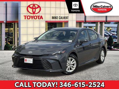 Certified 2025 Toyota Camry LE FWD image 1