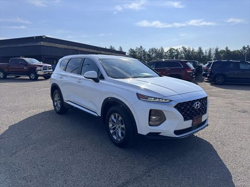 Used 2019 Hyundai Santa Fe SE AWD/4WD image 2