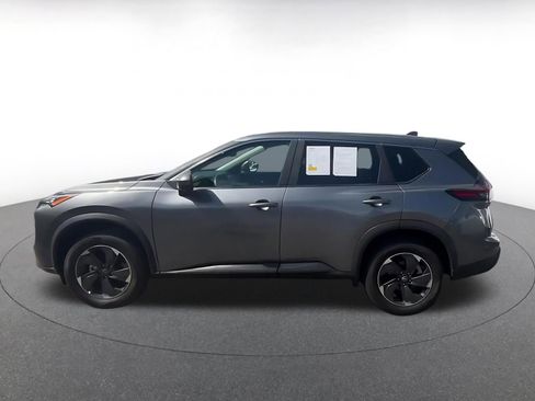 Used 2025 Nissan Rogue SV AWD/4WD image 9