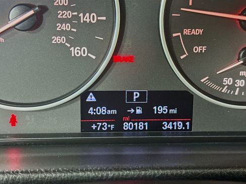 Used 2017 BMW 330i Sedan image 15