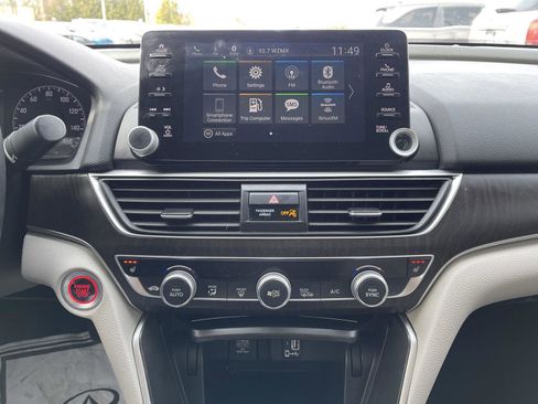 Used 2018 Honda Accord EX-L image 9