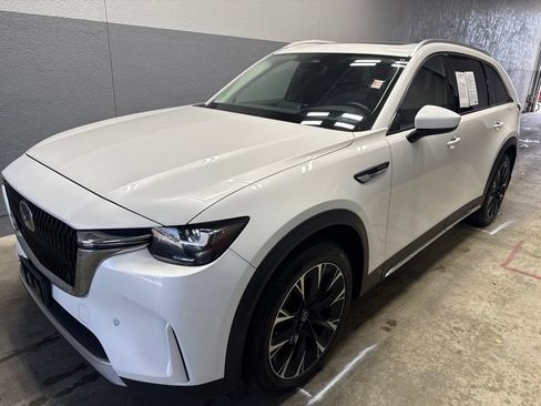 Used 2024 MAZDA CX-90 Plug-In Hybrid w/ Premium Pkg AWD/4WD image 5