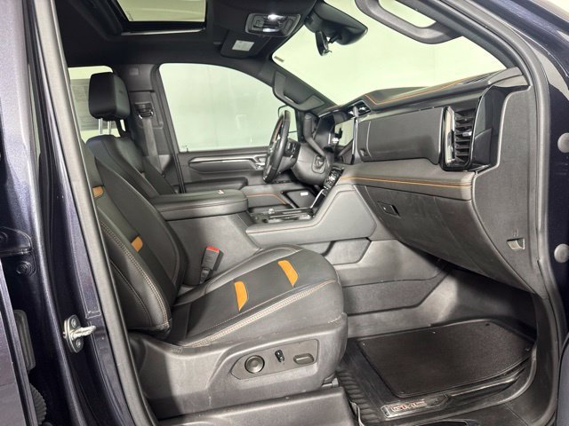 Used 2024 GMC Sierra 2500 AT4 w/ AT4 Premium Plus Package AWD/4WD image 4