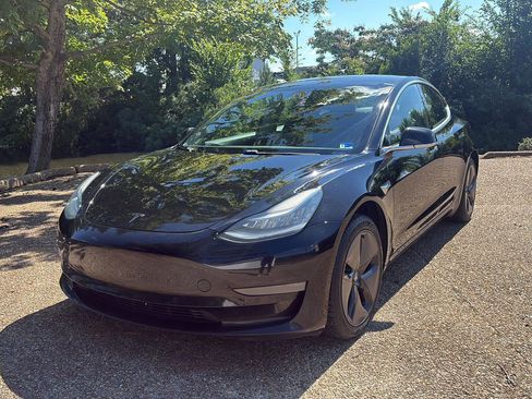 Used 2020 Tesla Model 3 Long Range AWD/4WD image 11