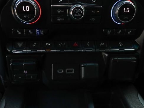 Used 2022 Chevrolet Silverado 2500 LTZ w/ LTZ Premium Texas Edition AWD/4WD image 41