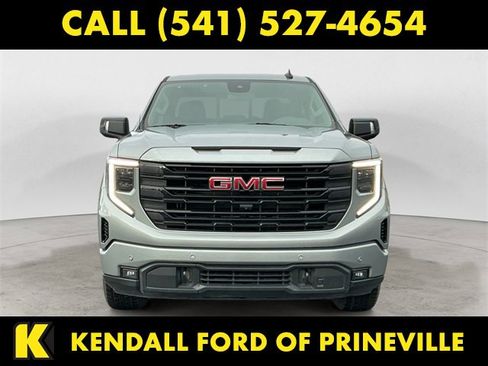 Used 2025 GMC Sierra 1500 Elevation w/ Elevation Premium Package image 8