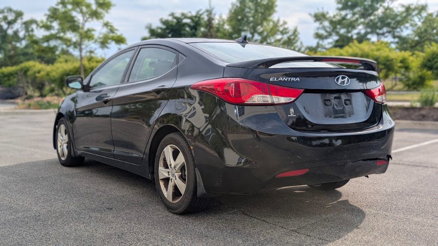 Used 2013 Hyundai Elantra GLS w/ Preferred Pkg FWD image 10