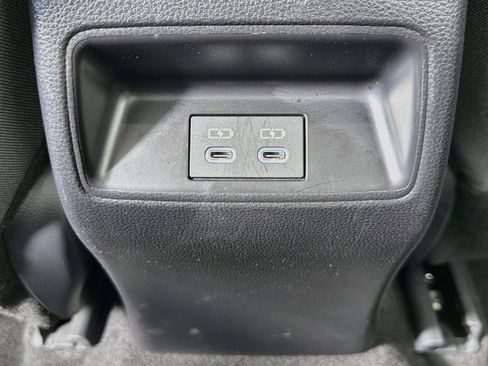 Used 2026 Toyota Corolla LE FWD image 28
