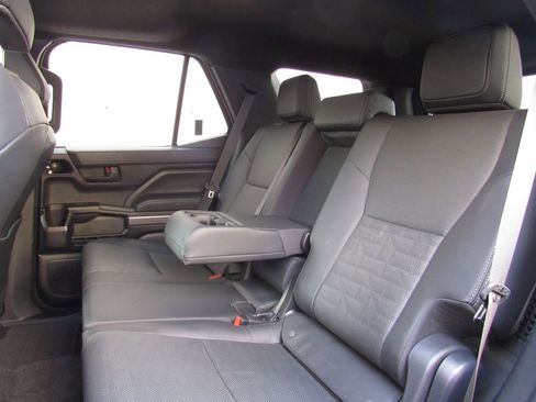 Certified 2025 Toyota 4Runner TRD Off-Road Premium image 17