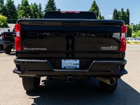 Used 2023 Chevrolet Silverado 3500 High Country w/ Z71 Off-Road Package image 5