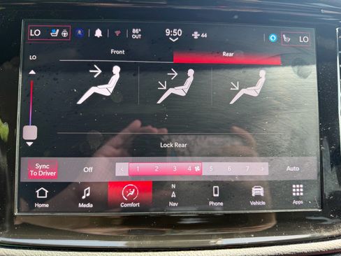 Used 2024 Dodge Durango GT AWD/4WD image 41
