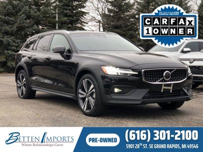 Used 2025 Volvo V60 B5 Cross Country Plus