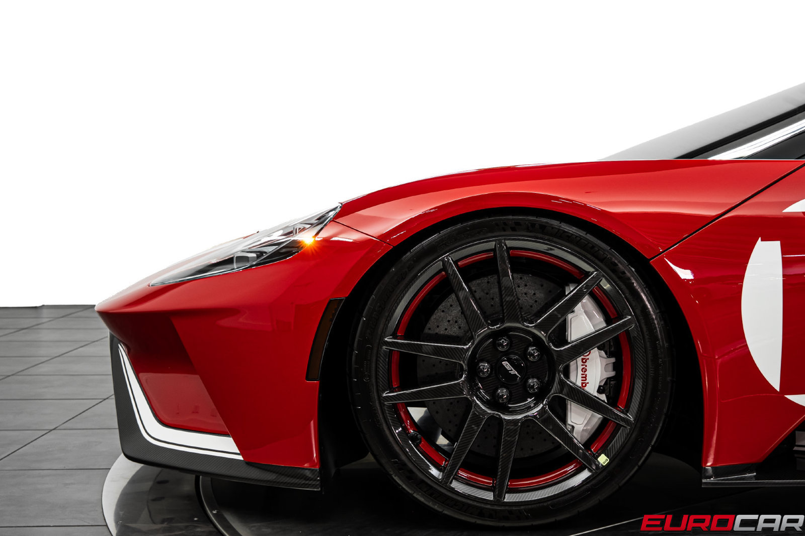 Used 2022 Ford GT Heritage Edition RWD image 18