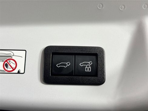 Certified 2024 Toyota Prius Limited image 42