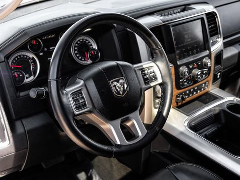 Used 2017 RAM 1500 Laramie w/ Convenience Group image 13