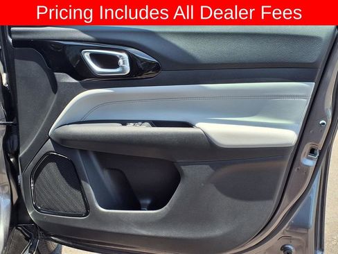 Used 2022 Jeep Compass Limited w/ Elite Group AWD/4WD image 11