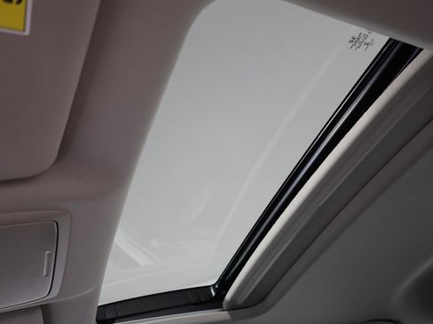 Used 2021 Honda Accord Touring image 24