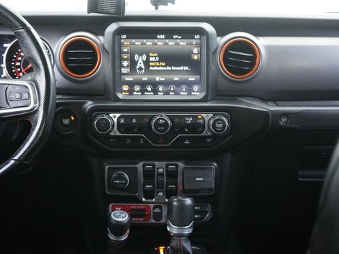 Used 2022 Jeep Gladiator Mojave w/ LED Lighting Group AWD/4WD image 25
