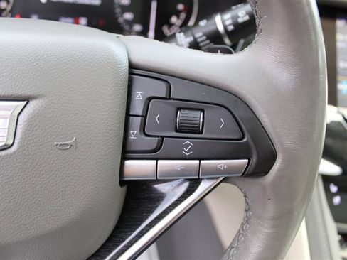 Used 2023 Cadillac XT6 Premium Luxury AWD/4WD image 17