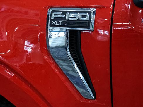 Certified 2025 Ford F150 Platinum w/ FX4 Off-Road Package image 19