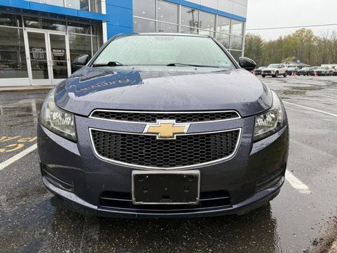 Used 2013 Chevrolet Cruze LS FWD image 12