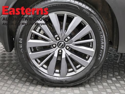 Used 2023 Nissan Pathfinder SL w/ SL Premium Package image 32