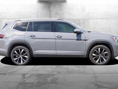 New 2026 Volkswagen Atlas SEL Premium R-Line AWD/4WD image 5