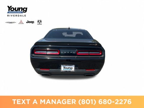 Used 2021 Dodge Challenger R/T Scat Pack RWD image 4