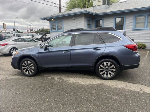 Used 2016 Subaru Outback 2.5i Limited AWD/4WD image 4
