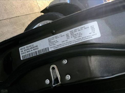 Used 2021 RAM 2500 Tradesman w/ Chrome Appearance Group image 29