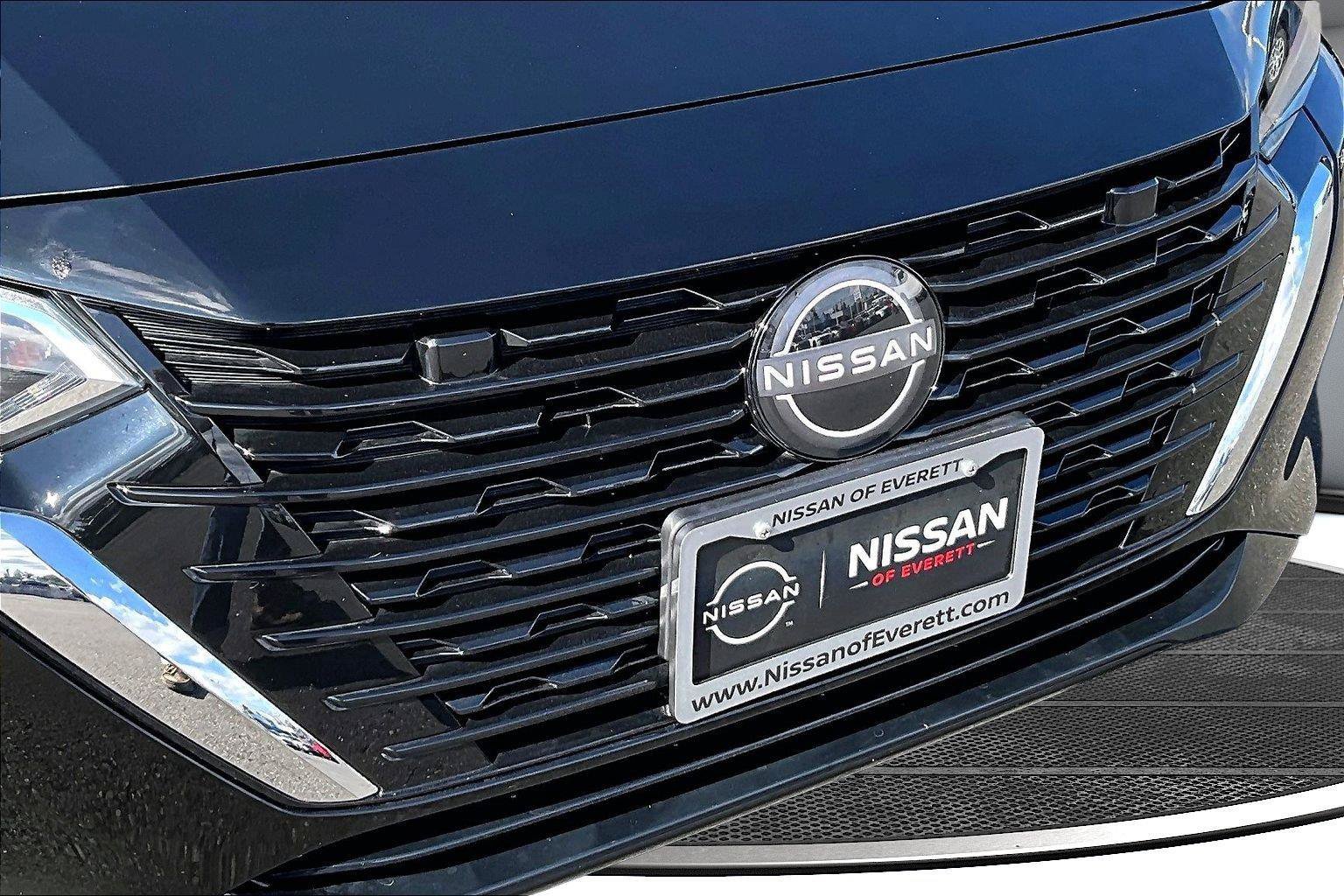 Used 2025 Nissan Sentra S w/ Lighting Package FWD image 32