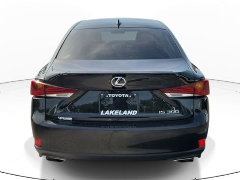 Used 2018 Lexus IS 300 w/ Premium Package RWD image 7