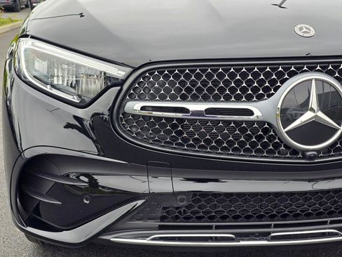 Used 2026 Mercedes-Benz GLC 300 4MATIC image 30