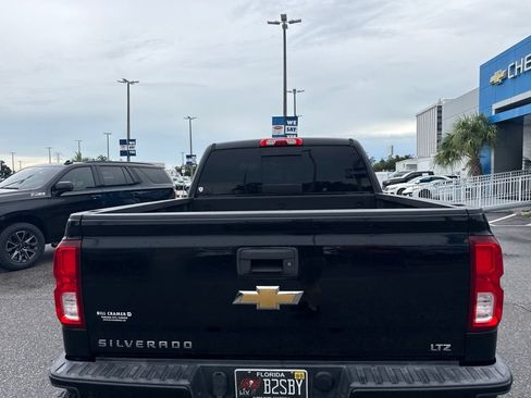 Used 2017 Chevrolet Silverado 1500 LTZ Z71 w/ LTZ Plus Package AWD/4WD image 6