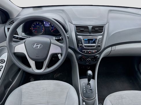 Used 2017 Hyundai Accent SE FWD image 12