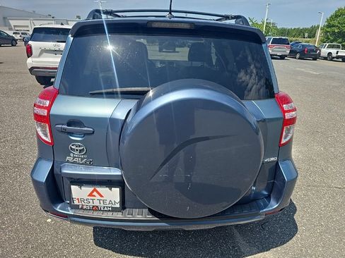 Used 2011 Toyota RAV4 Limited w/ Limited Extra Value Pkg AWD/4WD image 6