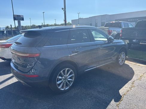 Used 2022 Lincoln Corsair AWD w/ Premium Package image 16