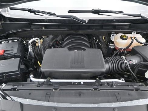 Used 2023 GMC Yukon XL AT4 w/ AT4 Premium Plus Package image 20