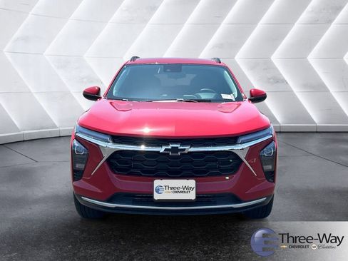 New 2026 Chevrolet Trax LT FWD image 8