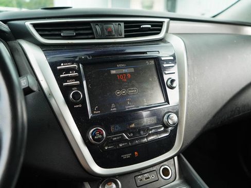Used 2022 Nissan Murano SV FWD image 8