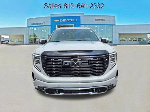 Used 2025 GMC Sierra 1500 Denali Ultimate AWD/4WD image 2