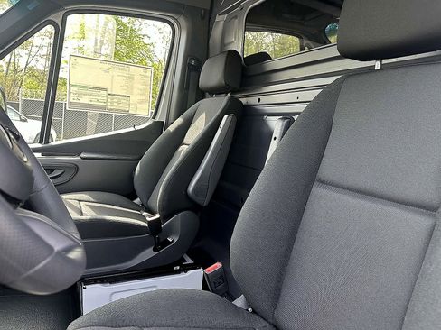 New 2025 Mercedes-Benz Sprinter 2500 image 11