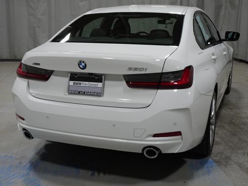 Used 2023 BMW 330i xDrive Sedan w/ Premium Package AWD/4WD image 20