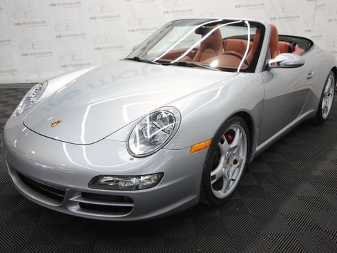 Used 2006 Porsche 911 Carrera S RWD image 29