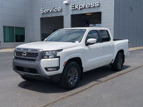 Certified 2025 Nissan Frontier SV w/ SV Convenience Package RWD image 7