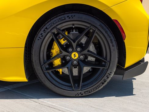 Used 2020 Ferrari 488 Pista Spider RWD image 20