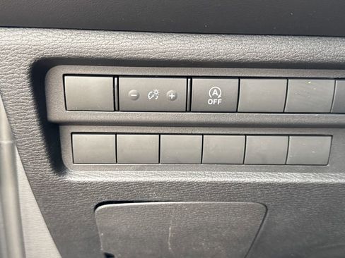 New 2026 Mitsubishi Outlander SE AWD/4WD image 19