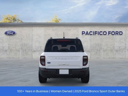 New 2025 Ford Bronco Sport Outer Banks image 6
