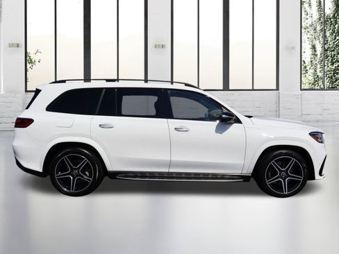 Certified 2024 Mercedes-Benz GLS 450 4MATIC image 6