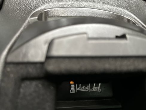 Used 2017 Cadillac XT5 Luxury image 45